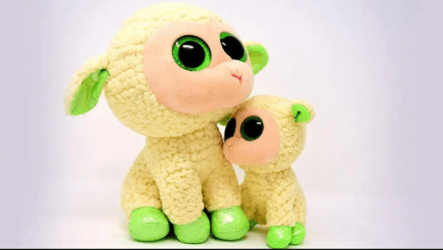 Your Ultimate Guide To Becoming A Stuffed Animal Designer in 2024