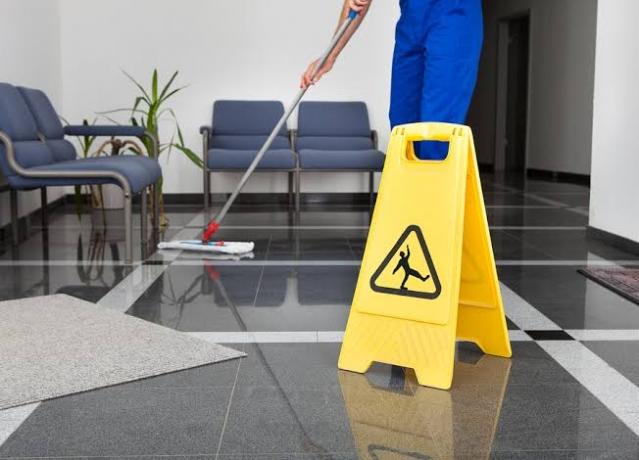 Milwaukee Janitorial Services: The Official Cleaners' Comprehensive Commercial Cleaning Services